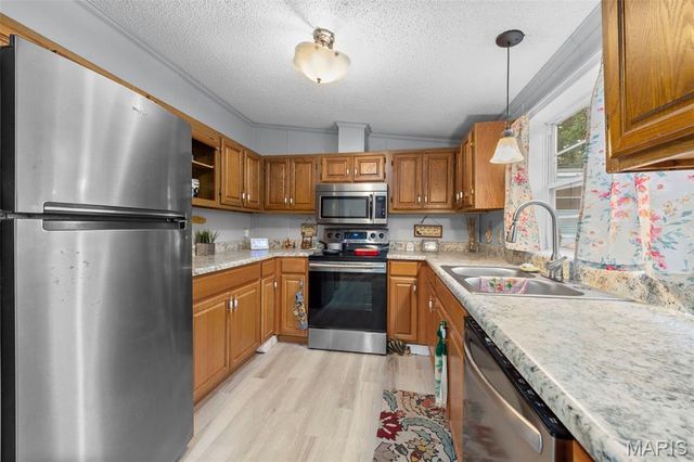 819 Horizon Lane, Fenton, MO 63026