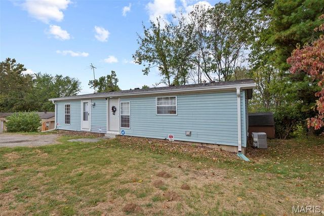 819 Horizon Lane, Fenton, MO 63026