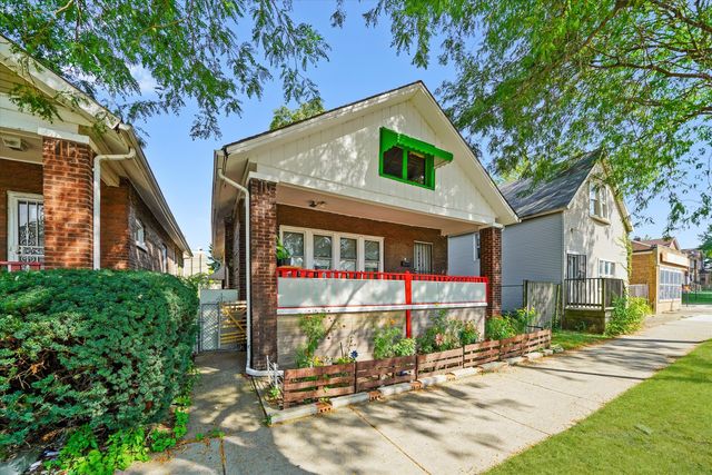 2016 E 93rd Street, Chicago, IL 60617