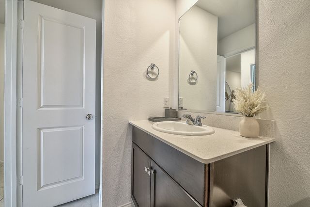 336 Dry Canyon Way, Fort Worth, TX 76052