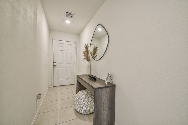 336 Dry Canyon Way, Fort Worth, TX 76052