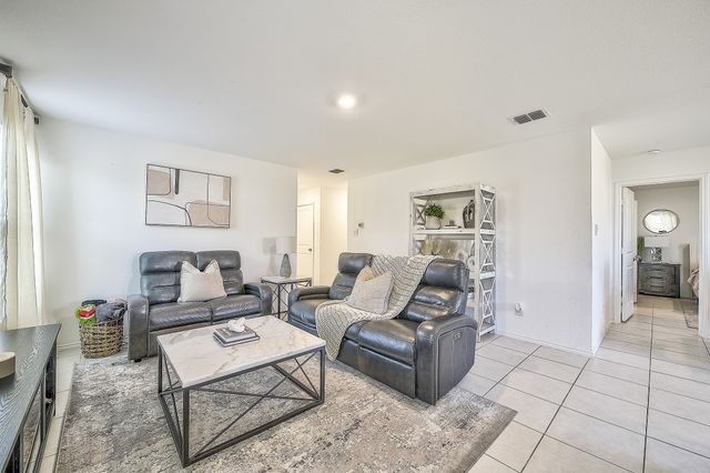 336 Dry Canyon Way, Fort Worth, TX 76052