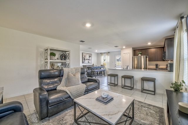 336 Dry Canyon Way, Fort Worth, TX 76052