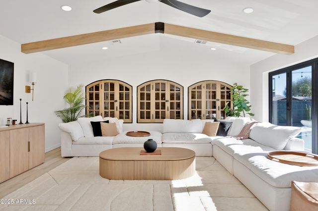 3005 N 81ST Place, Scottsdale, AZ 85251