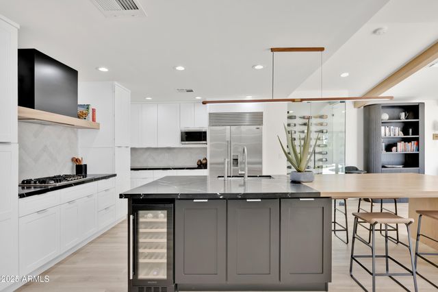 3005 N 81ST Place, Scottsdale, AZ 85251