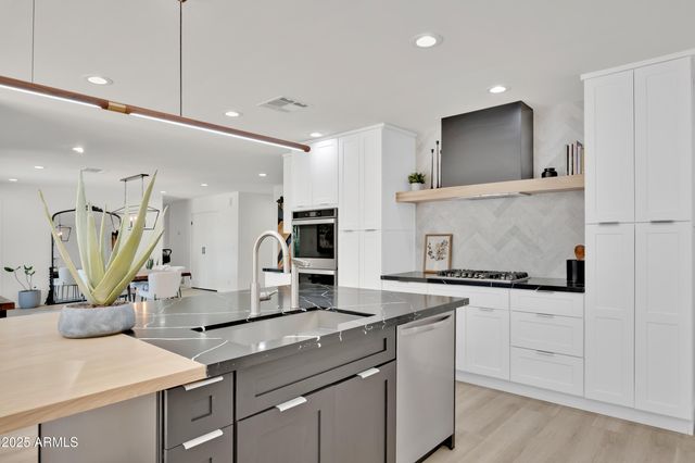 3005 N 81ST Place, Scottsdale, AZ 85251