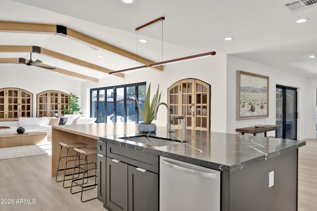 3005 N 81ST Place, Scottsdale, AZ 85251