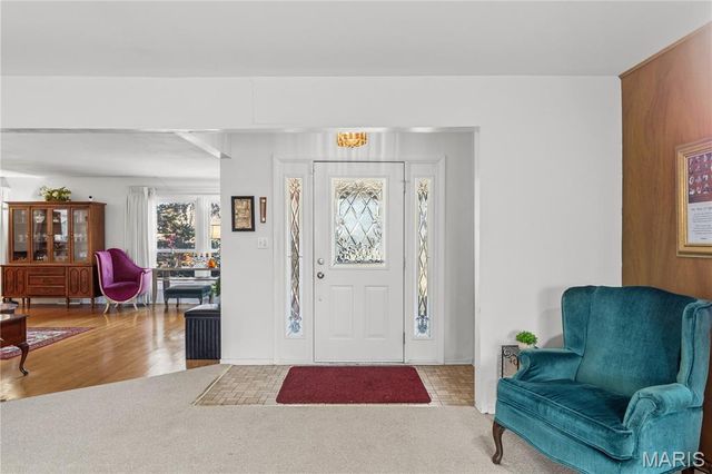 1244 Hobson Drive, St Louis, MO 63135