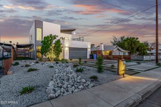2311 N 29TH Place, Phoenix, AZ 85008