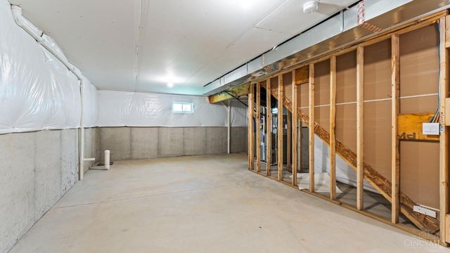 102 Woodcreek Lane, New Richmond, OH 45157