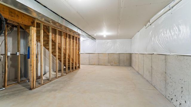 102 Woodcreek Lane, New Richmond, OH 45157