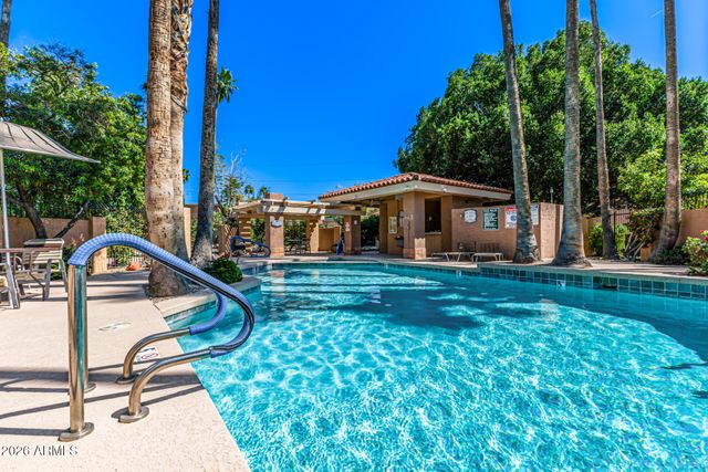 1101 E NORTH Lane 2, Phoenix, AZ 85020