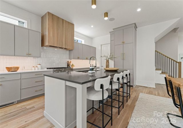 721 Charles Avenue, Charlotte, NC 28205