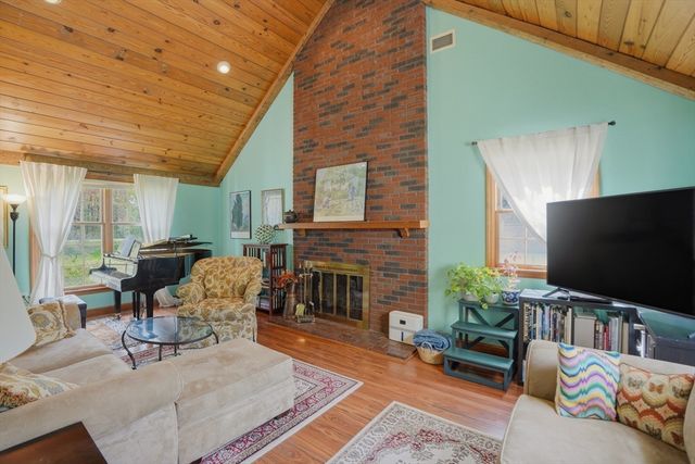 353 Marshall Street, Paxton, MA 01612