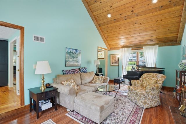 353 Marshall Street, Paxton, MA 01612