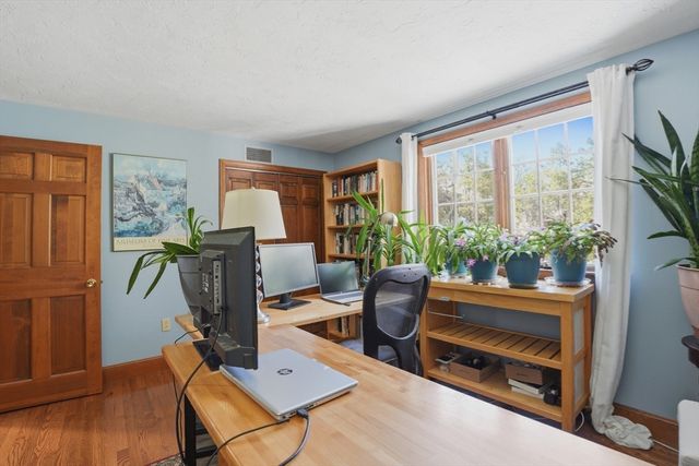 353 Marshall Street, Paxton, MA 01612