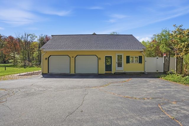 353 Marshall Street, Paxton, MA 01612