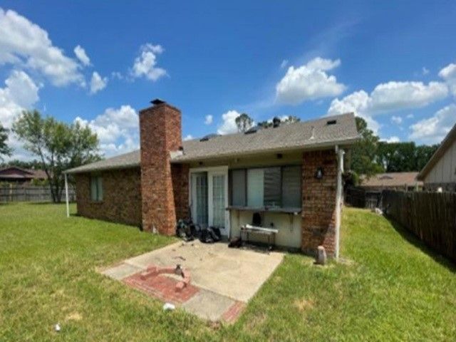 7700 Acapulco Road, Fort Worth, TX 76112