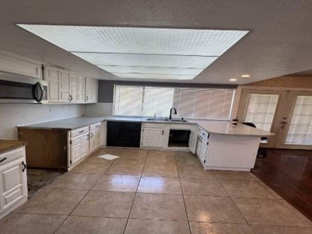 7700 Acapulco Road, Fort Worth, TX 76112