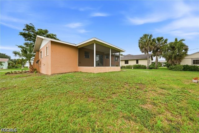 2620 Wisteria PL, Punta Gorda, FL 33950