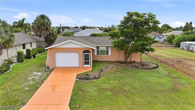 2620 Wisteria PL, Punta Gorda, FL 33950