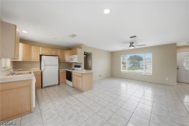 2620 Wisteria PL, Punta Gorda, FL 33950