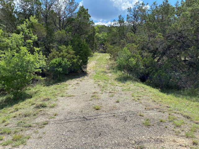 19201 W Reed Parks RD, Jonestown, TX 78645