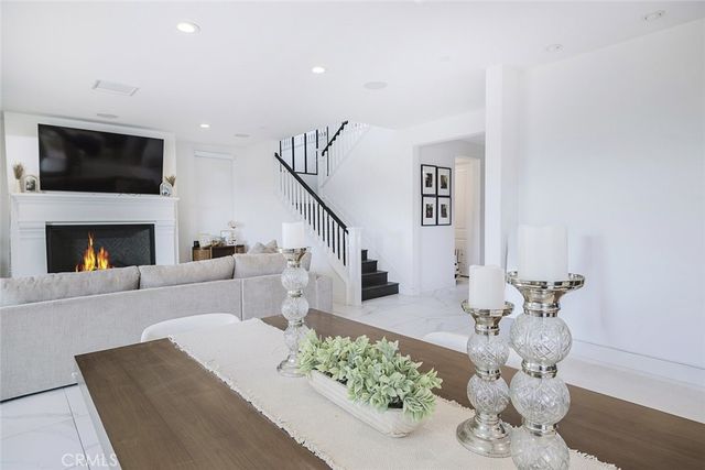 19032 Carranza Lane, Saugus, CA 91350