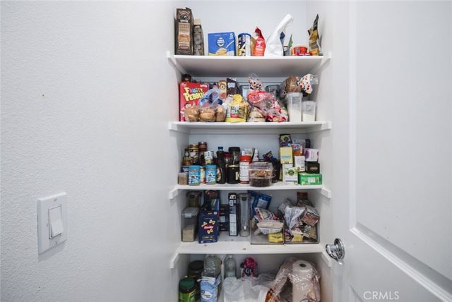 19032 Carranza Lane, Saugus, CA 91350