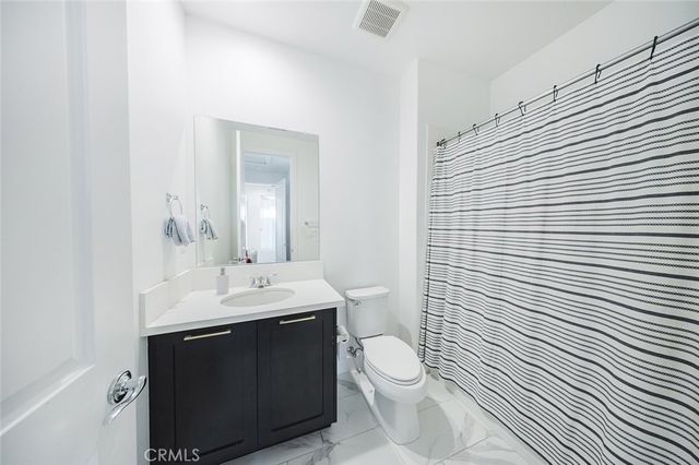 19032 Carranza Lane, Saugus, CA 91350