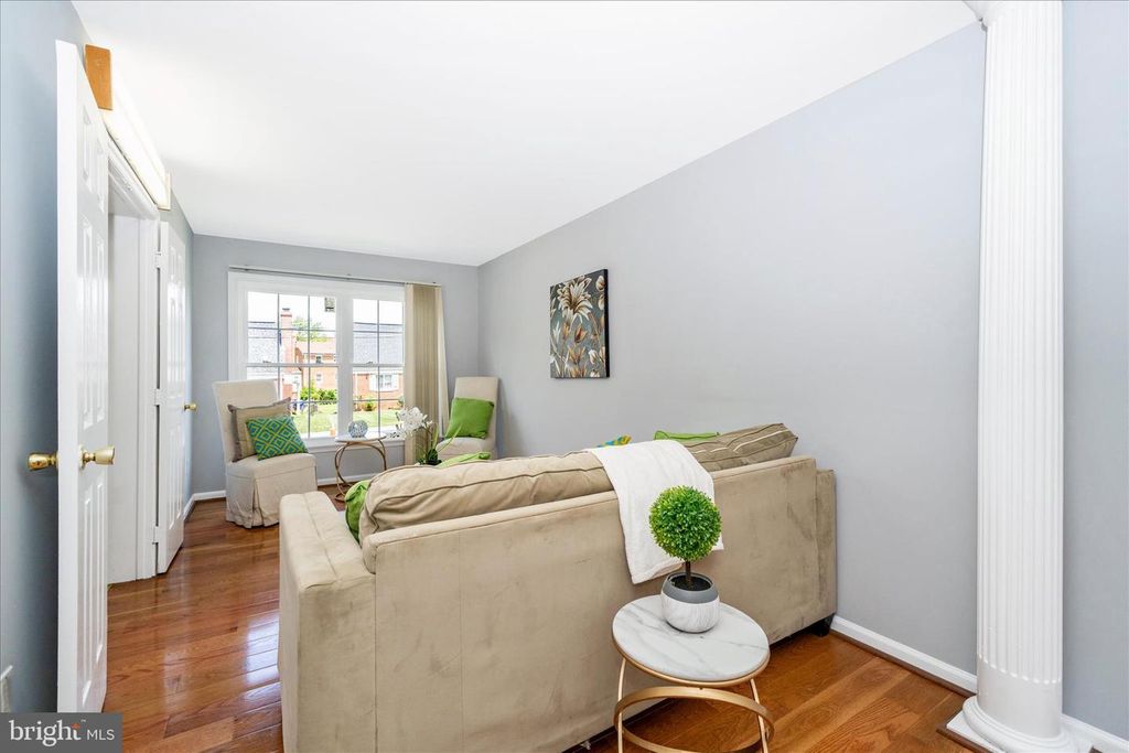 Image 17 of property listing at 713 SEEK LN, Silver Spring, MD 20912