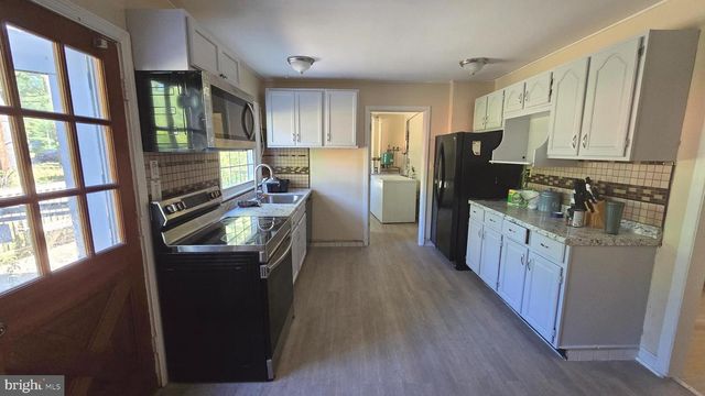 185 SOMERSET DR, Willingboro, NJ 08046