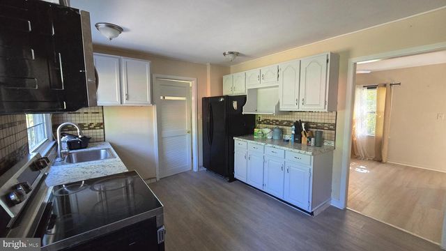 185 SOMERSET DR, Willingboro, NJ 08046