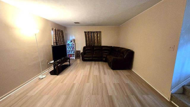 185 SOMERSET DR, Willingboro, NJ 08046