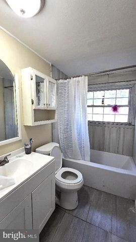 185 SOMERSET DR, Willingboro, NJ 08046