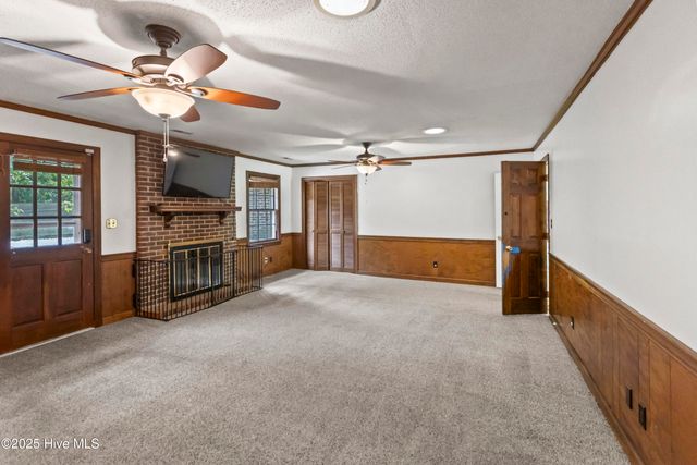 107 Cherrywood Drive, Greenville, NC 27858