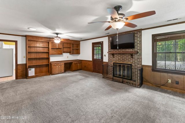 107 Cherrywood Drive, Greenville, NC 27858