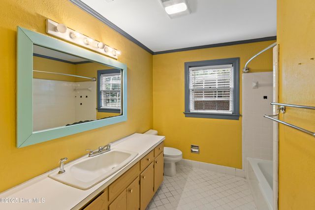 107 Cherrywood Drive, Greenville, NC 27858
