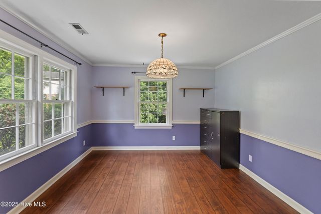 107 Cherrywood Drive, Greenville, NC 27858