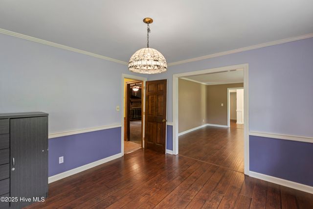 107 Cherrywood Drive, Greenville, NC 27858