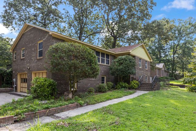 107 Cherrywood Drive, Greenville, NC 27858
