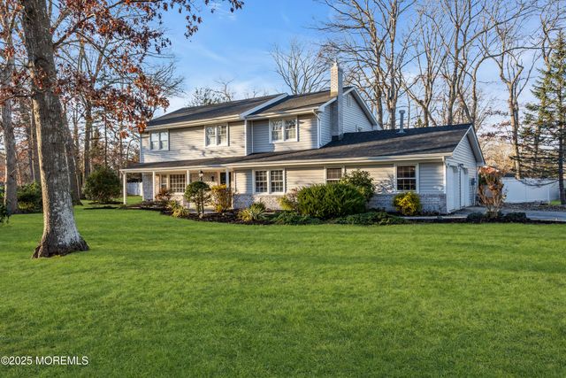 3 Easy Street, Lanoka Harbor, NJ 08734