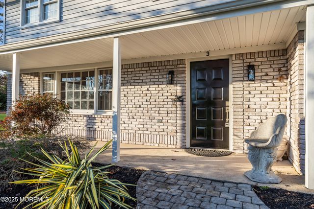 3 Easy Street, Lanoka Harbor, NJ 08734