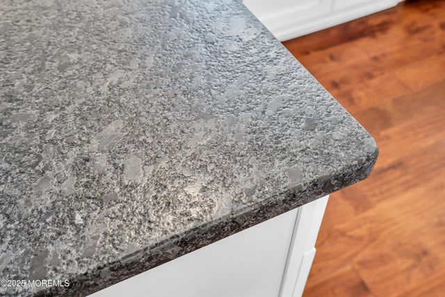 3 Easy Street, Lanoka Harbor, NJ 08734