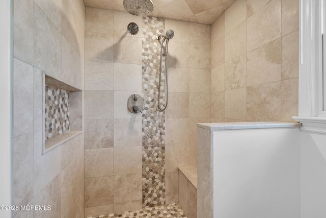 3 Easy Street, Lanoka Harbor, NJ 08734