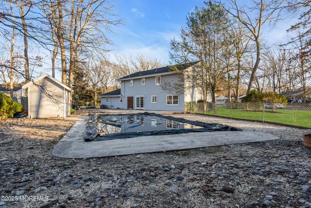 3 Easy Street, Lanoka Harbor, NJ 08734