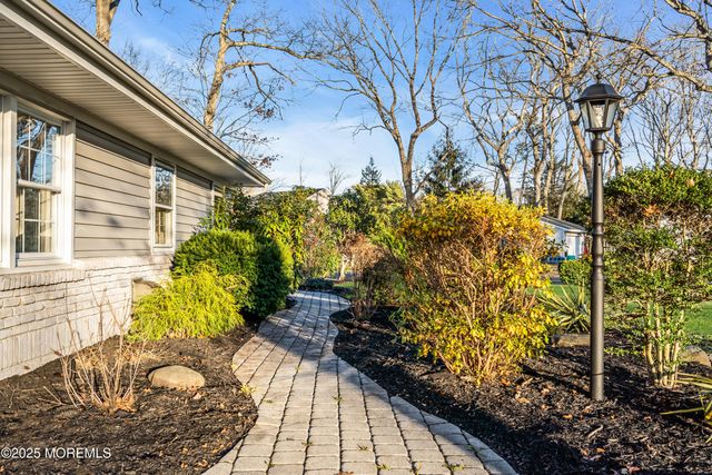 3 Easy Street, Lanoka Harbor, NJ 08734