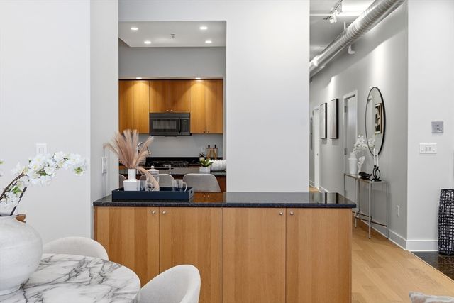 43 Winter St 2, Boston, MA 02108