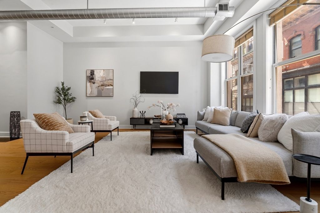 43 Winter St 2, Boston, MA 02108