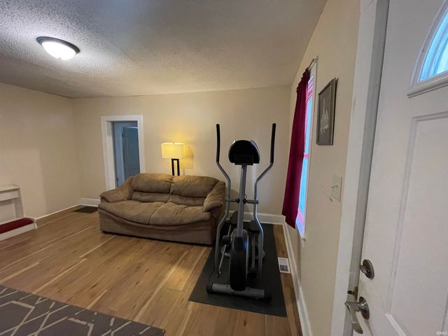 1307 Marshall Avenue, Evansville, IN 47714